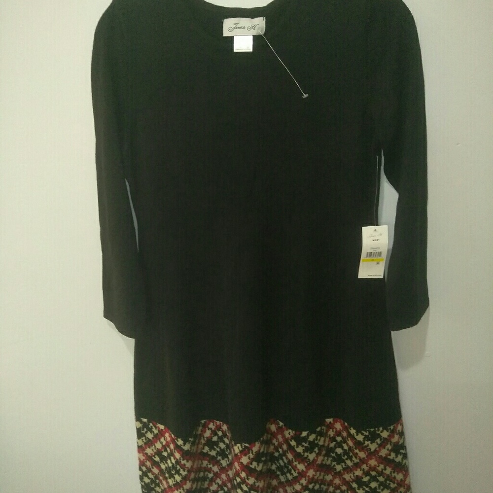 Jessica H sweater dress size M
